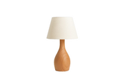 Dřevěné stolní lampy