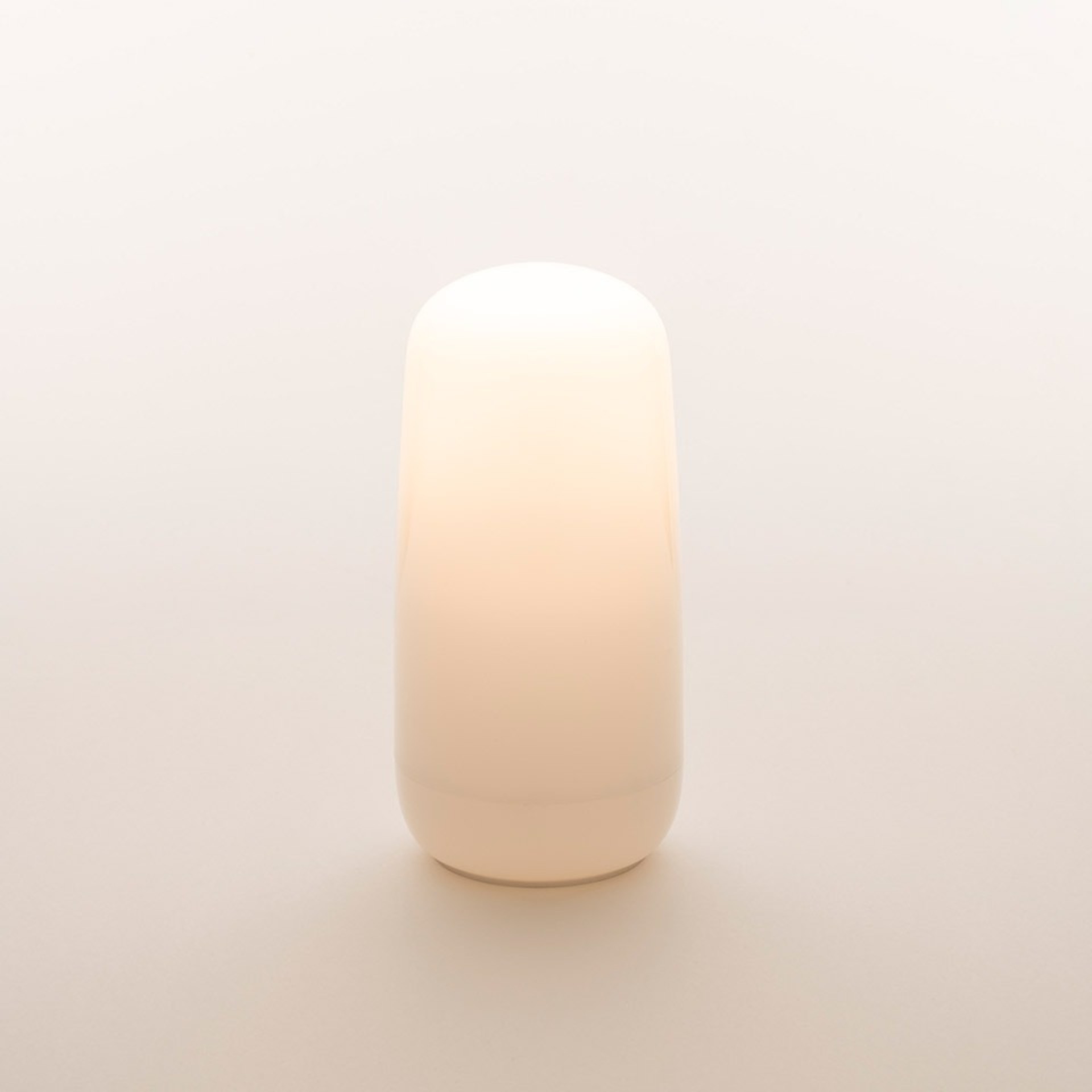 Levně Artemide stolní svítidlo Gople Portable 2,4 W 2700K stmívatelné USB-C