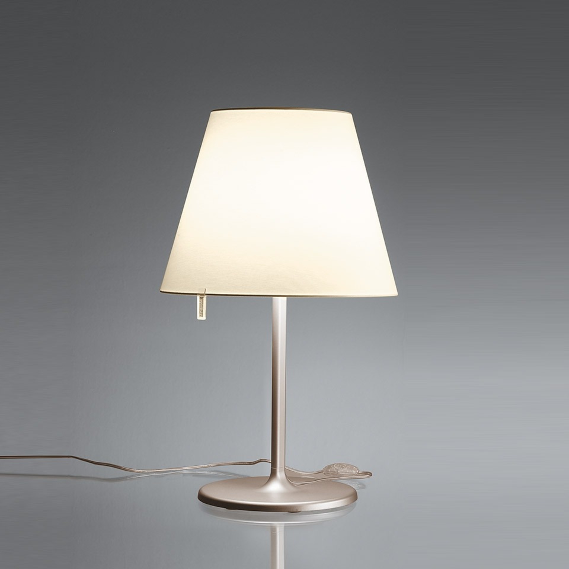 Levně Artemide stolní lampa Melampo E27 bronz ecrù max. 2x17 W 220-240 V