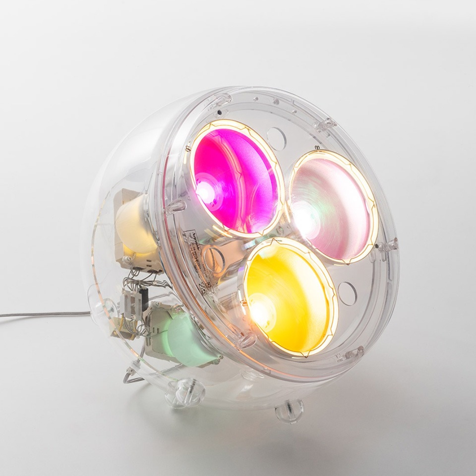 Levně Artemide LED designové podlahové svítidlo Yang 42 W 3000K App kompatibilní
