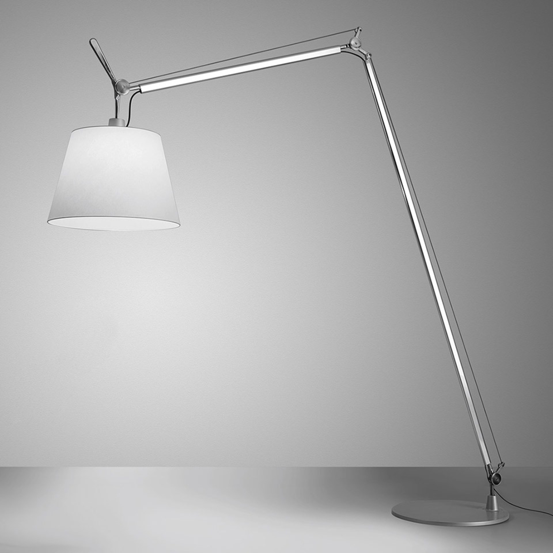 Levně Artemide stojací lampa Tolomeo Maxi 21 W E27 stmívatelná
