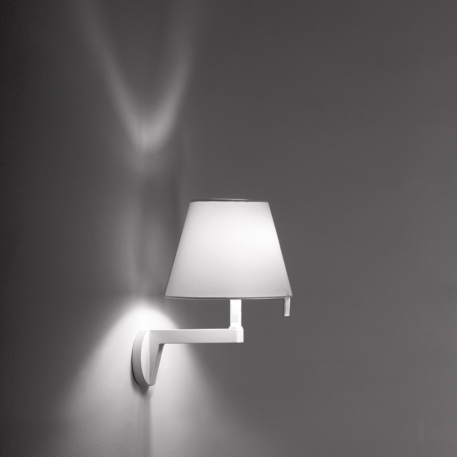 Levně Artemide nástěnné svítidlo Melampo Wall E14 max 6 W šedé