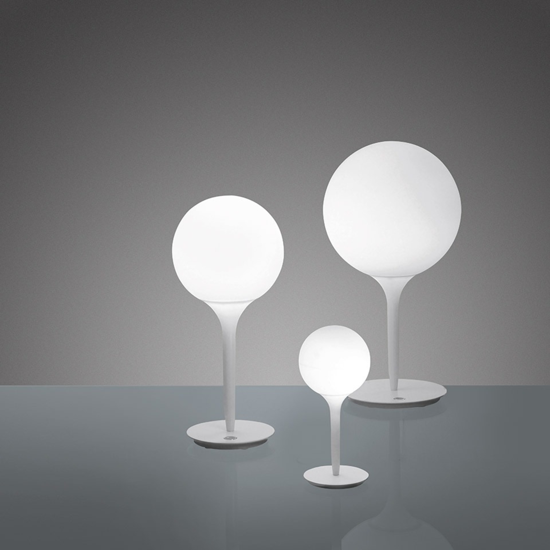 Levně Artemide stolní lampa Castore 35 E27 max 21 W stmívatelná