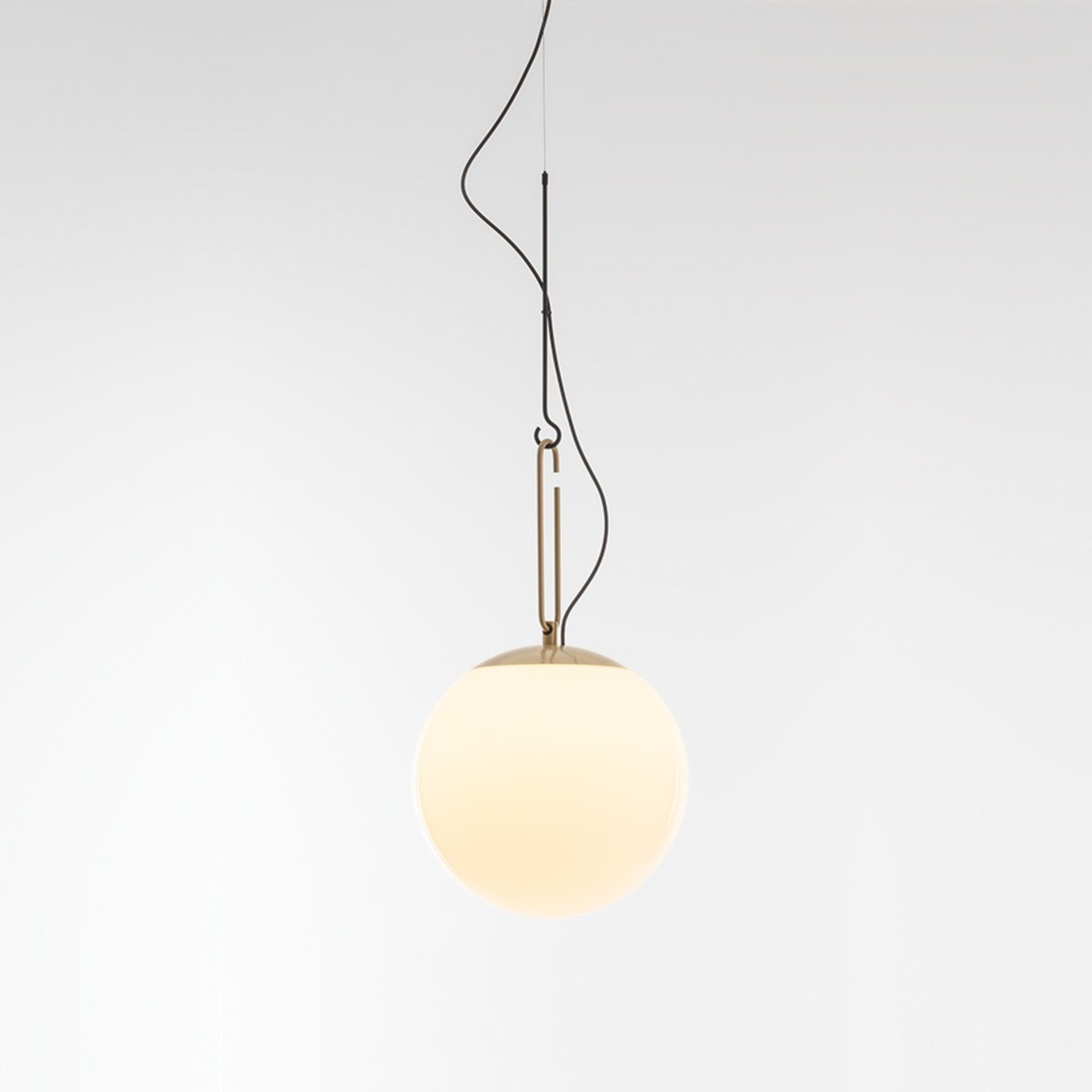 Levně Artemide závěsné svítidlo nh 35 Design Collection E27 220-240 V