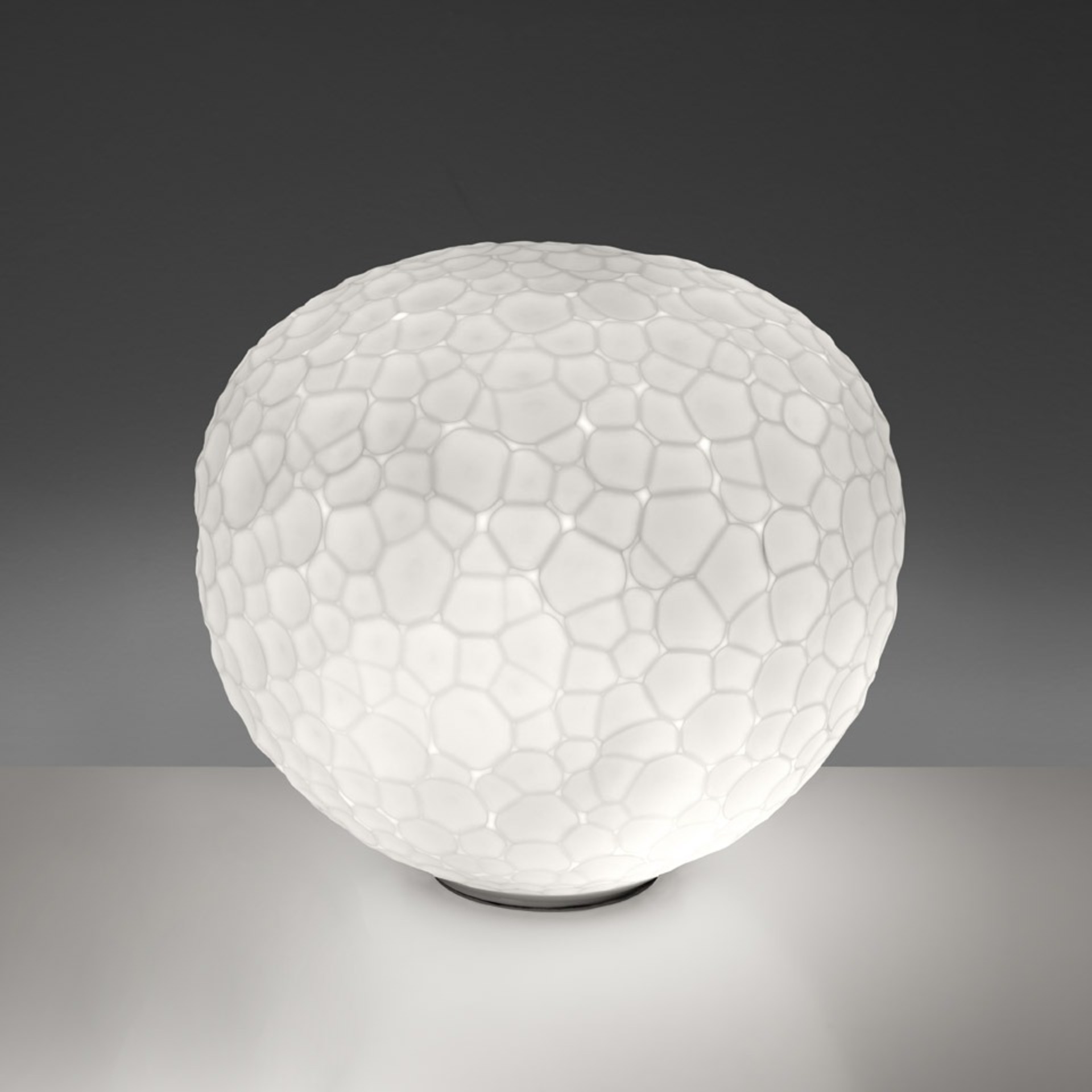 Levně Artemide stolní svítidlo Meteorite 48 E27 21W Design Collection