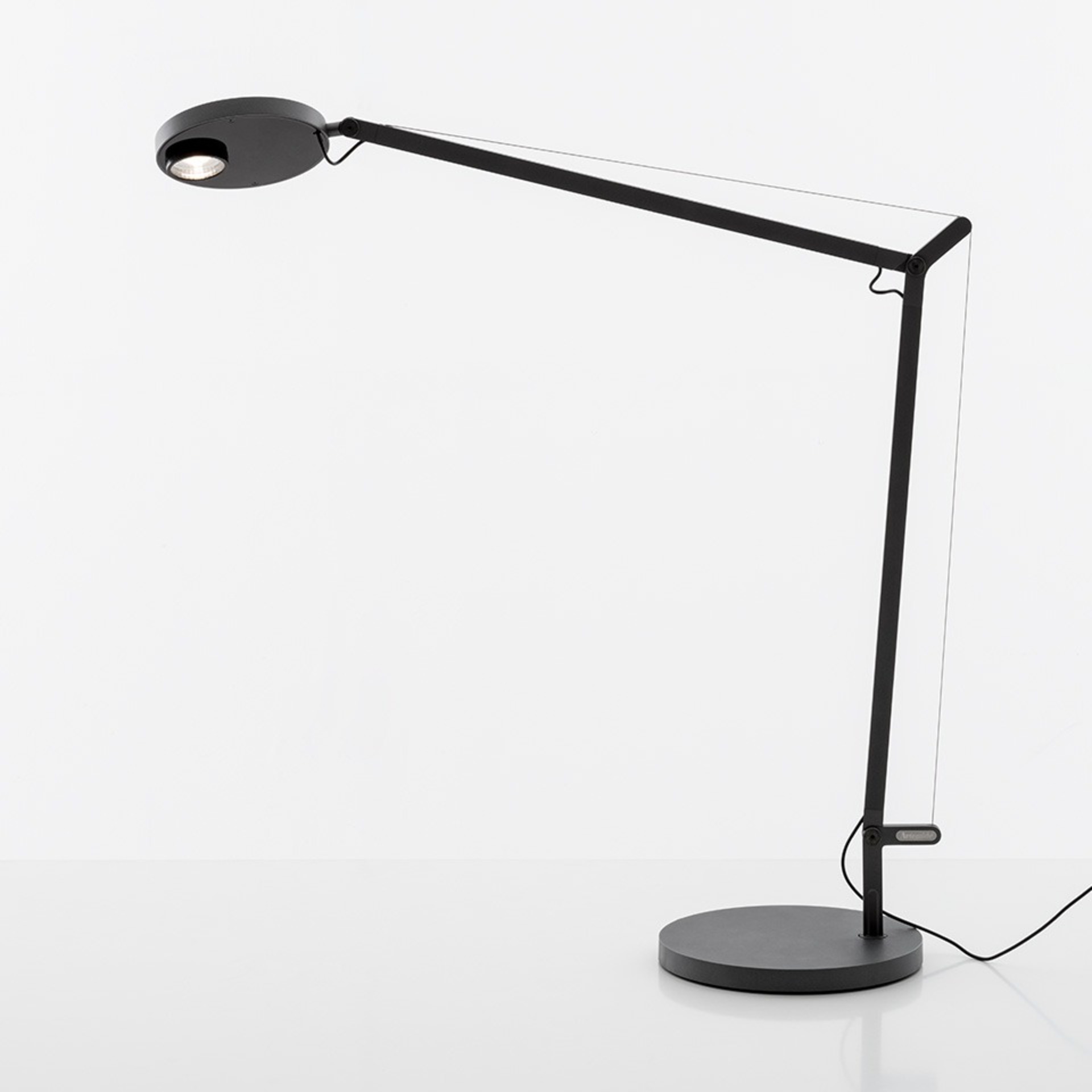 Levně Artemide stolní/nástěnná/stojací LED lampa Demetra Professional 12 W 3000K stmívatelná s čidlem antracit bez podstavce