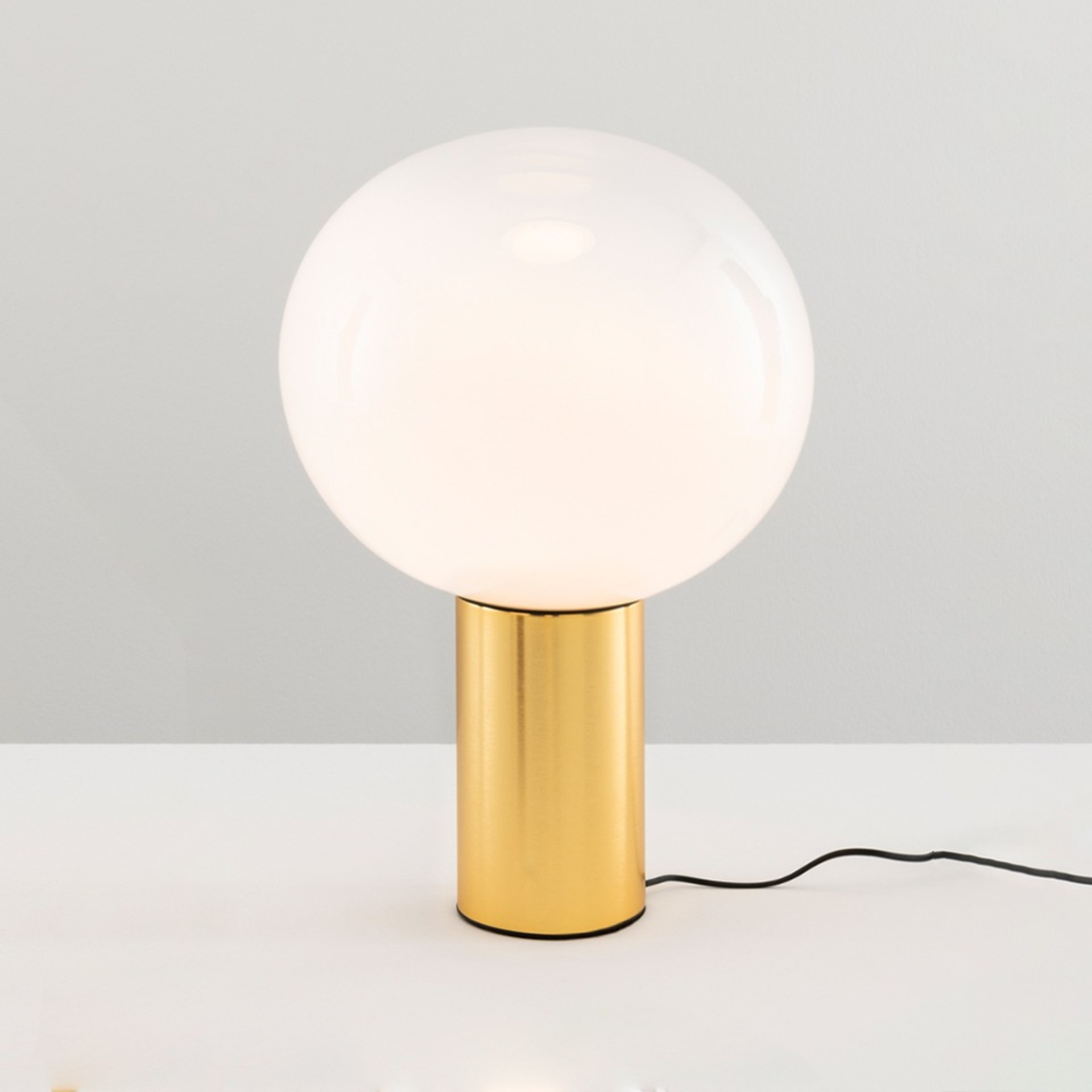 Levně Artemide stolní lampa Laguna 37 matná mosaz E27 stmívatelná