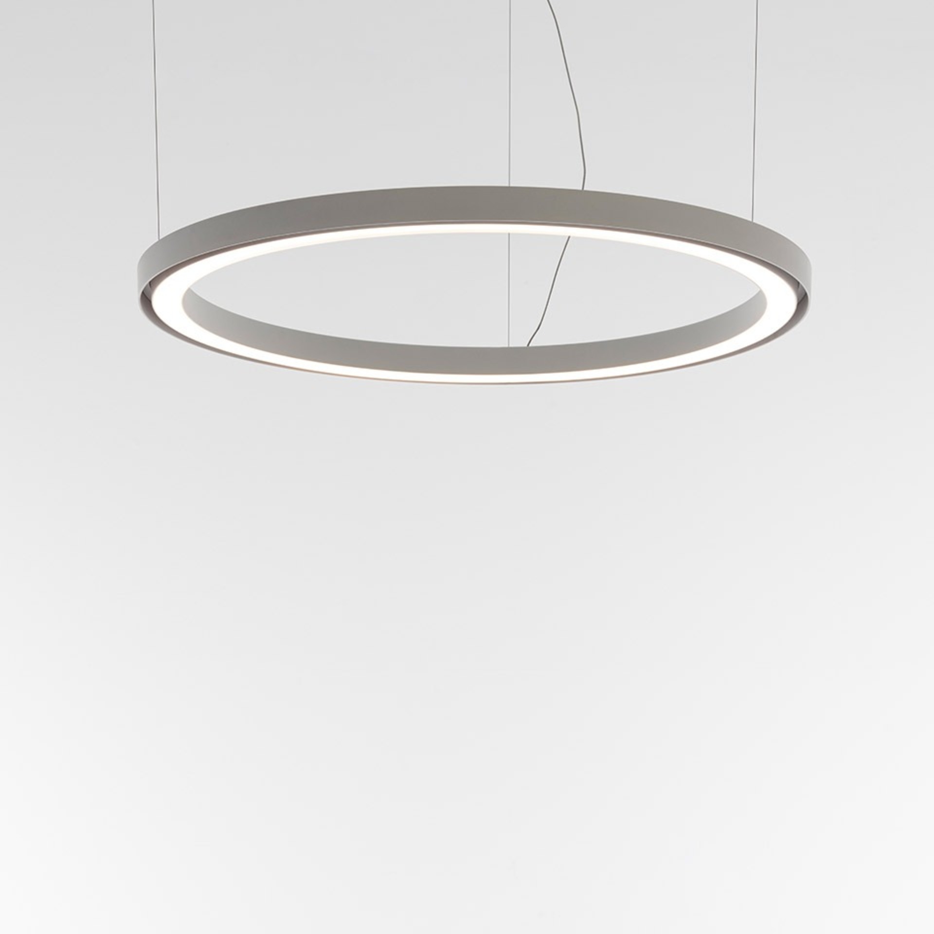 Levně Artemide závěsné svítidlo Ripple Ring Ø900 50 W 3000K APP kompatibilní