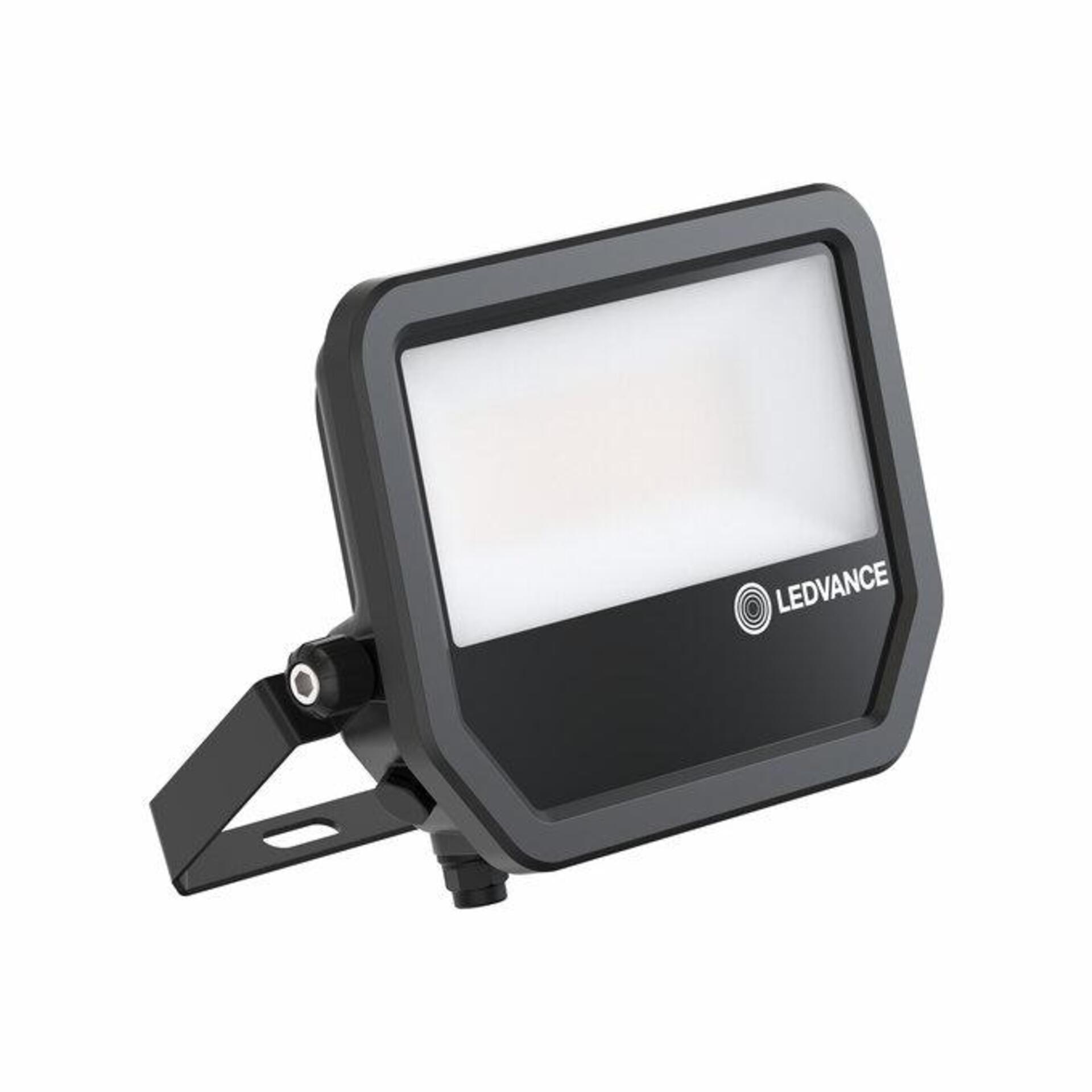 Levně LEDVANCE LED reflektor FL 50 P 41W 6KLM 830 PS SY100 BK 4099854305924