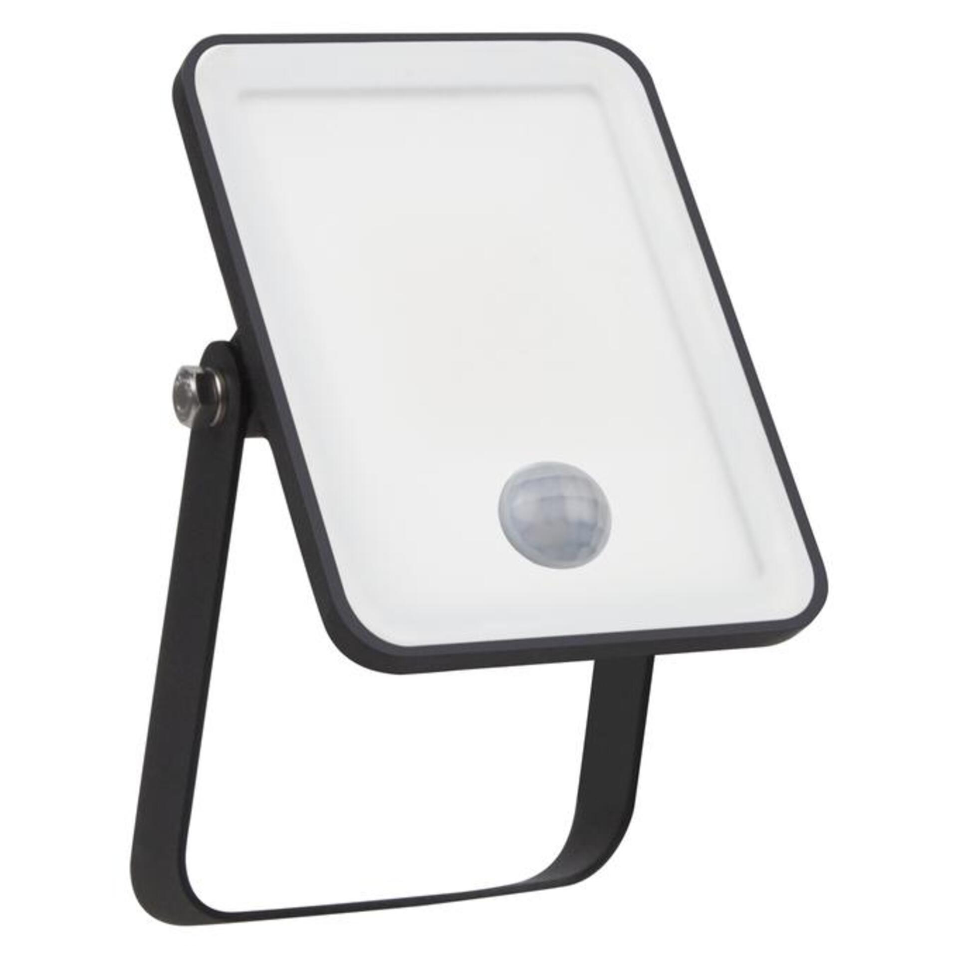 Levně LEDVANCE LED reflektor Floodlight Essential Sensor 10 W 4000 K s pohybovým čidlem