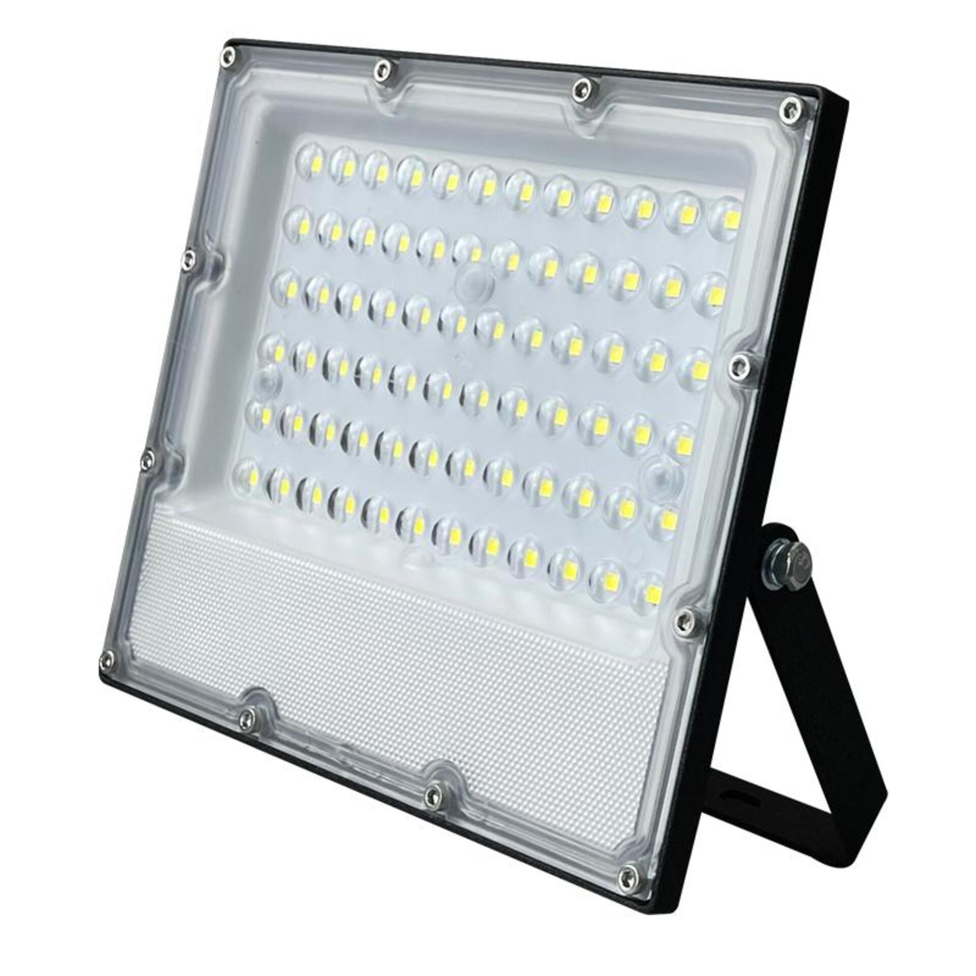 Levně ACA Lighting LED SMD černý reflektor IP65 50W 3000K 5750lm 100-277V AC RA80 IK08 5let záruka bezpečnostní ventil J5030