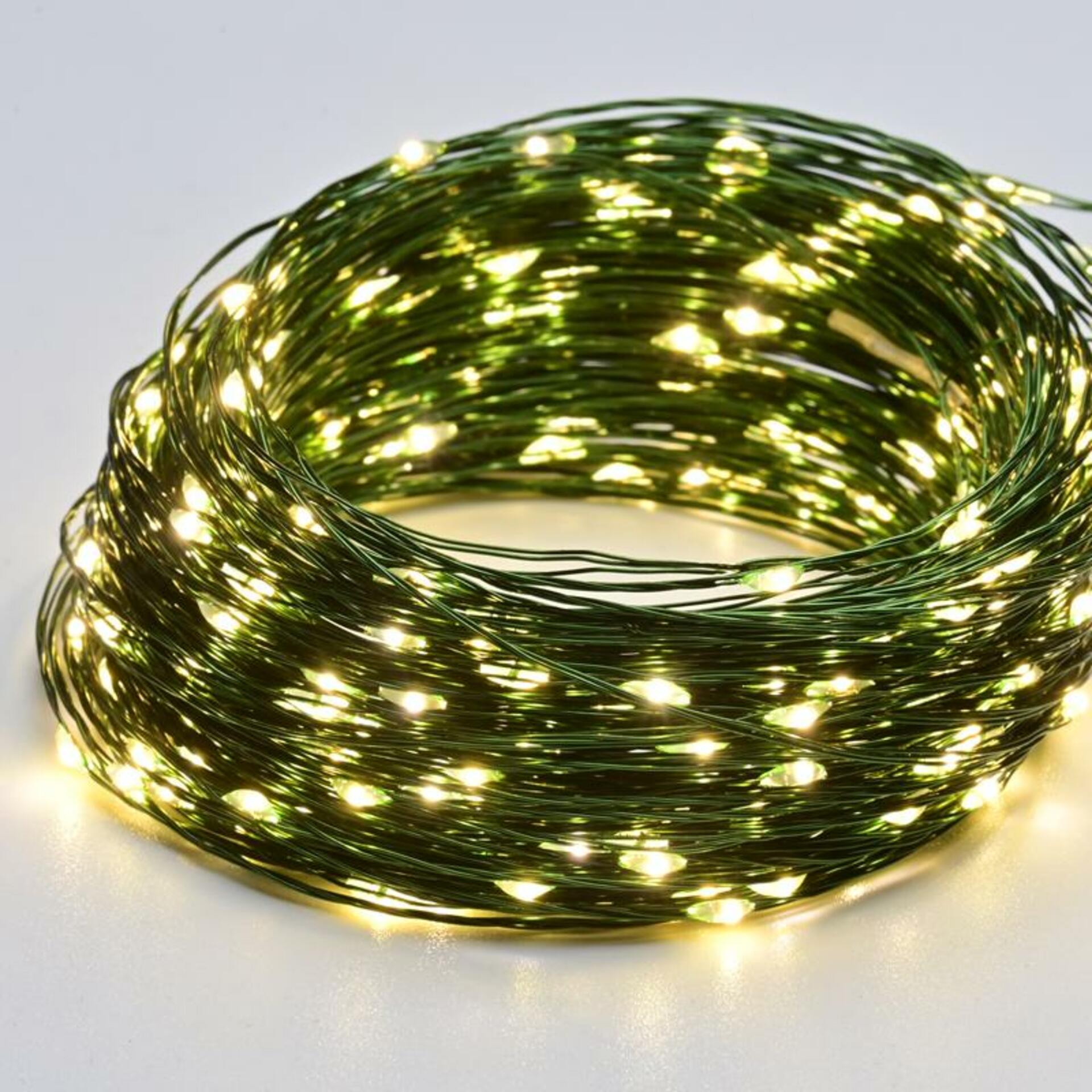 ACA Lighting 100 LED dekorační řetěz, WW, zelený měďený kabel, 220-240V + 8 funkcí, IP44, 10m+3m, 600mA X01100152