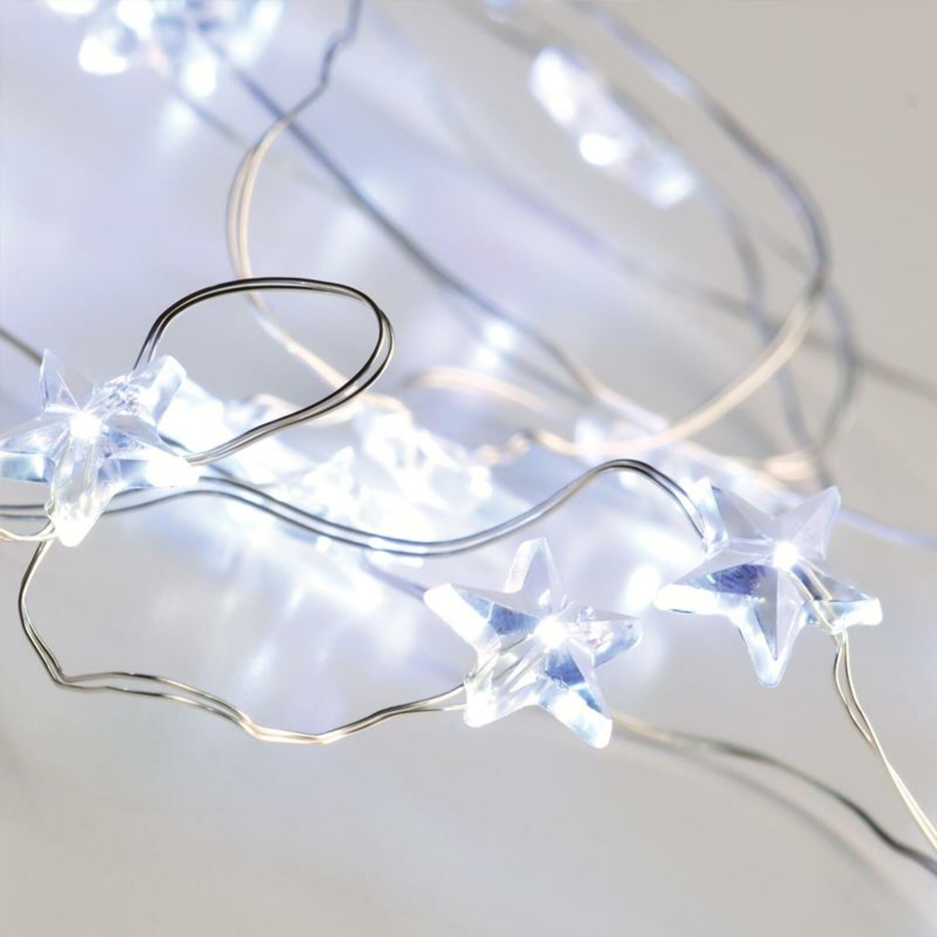 ACA Lighting hvězdy 20 LED dekorační řetěz studená bílá, stříbrný měďený drát na baterie 2xAA IP20 2m+10cm 1.2W X01202112