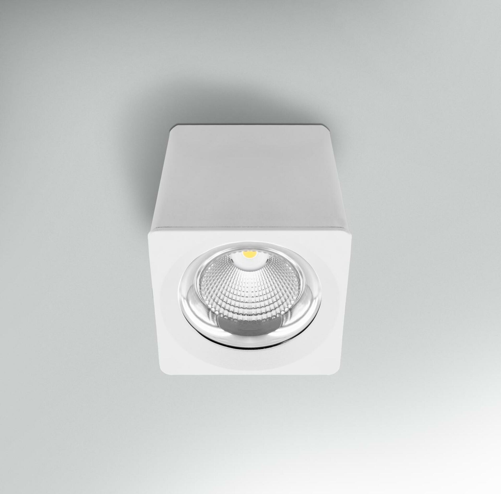 CENTURY Stropní svítidlo LED QUBE BÍLÉ 131x131x133mm 25W 230V 3000K 45d IP20