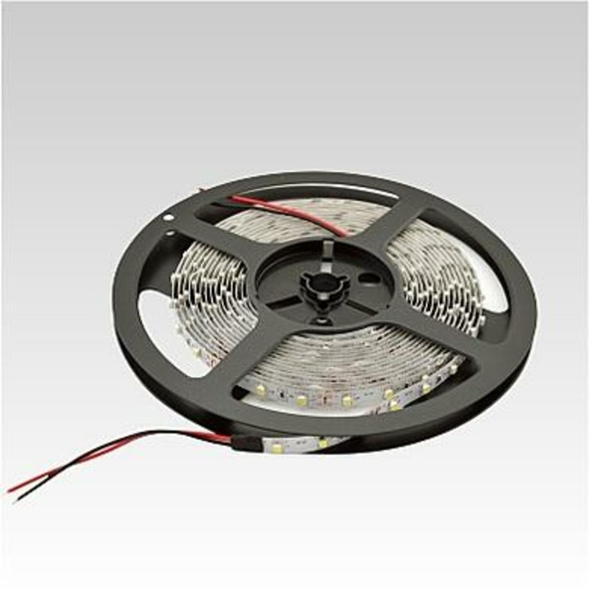 NBB LED UV pásek 12V 30LED/m SMD3528 (395-405 nm) IP20 4.8W/m 903003104