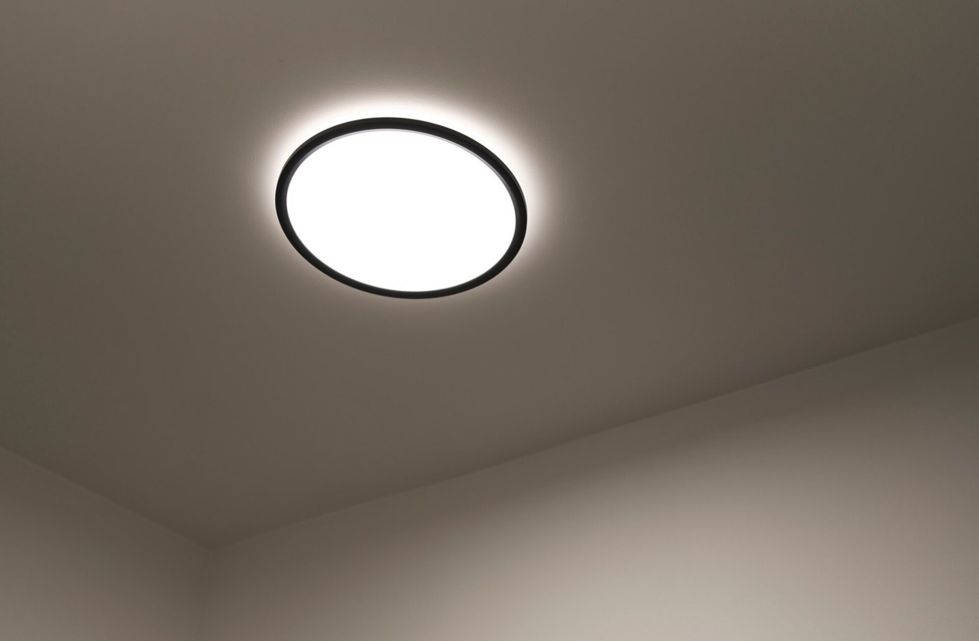Levně NORDLUX Liva Smart Color stropní svítidlo černá 2110826103
