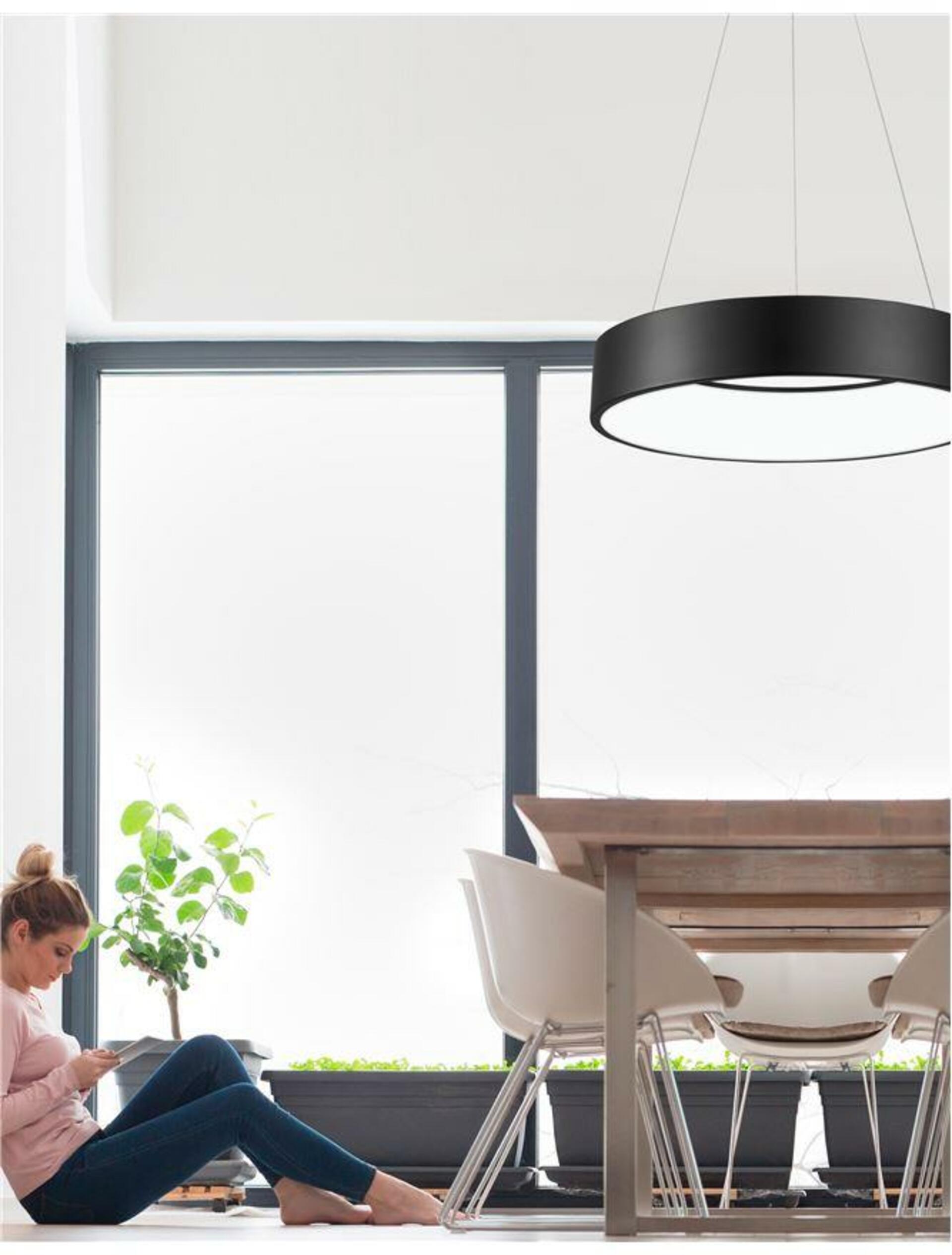 NOVA LUCE závěsné svítidlo RANDO černý hliník a akryl LED 42W 230V 3000K IP20 6167220