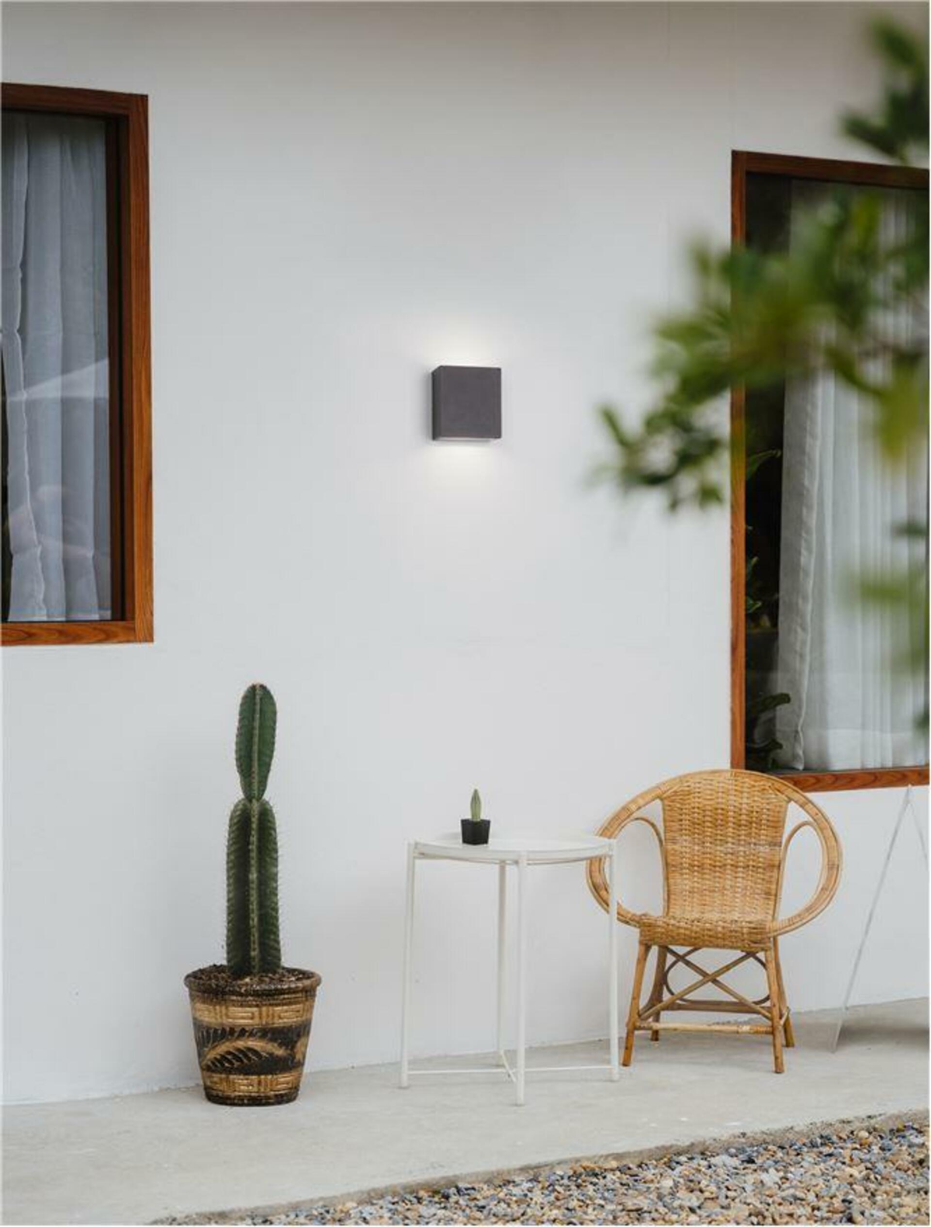 NOVA LUCE venkovní nástěnné svítidlo PARRIS antracitový hliník a čiré sklo LED 10.4W 3000K 220-240V 266st. IP65 světlo nahoru a dolů 9492650