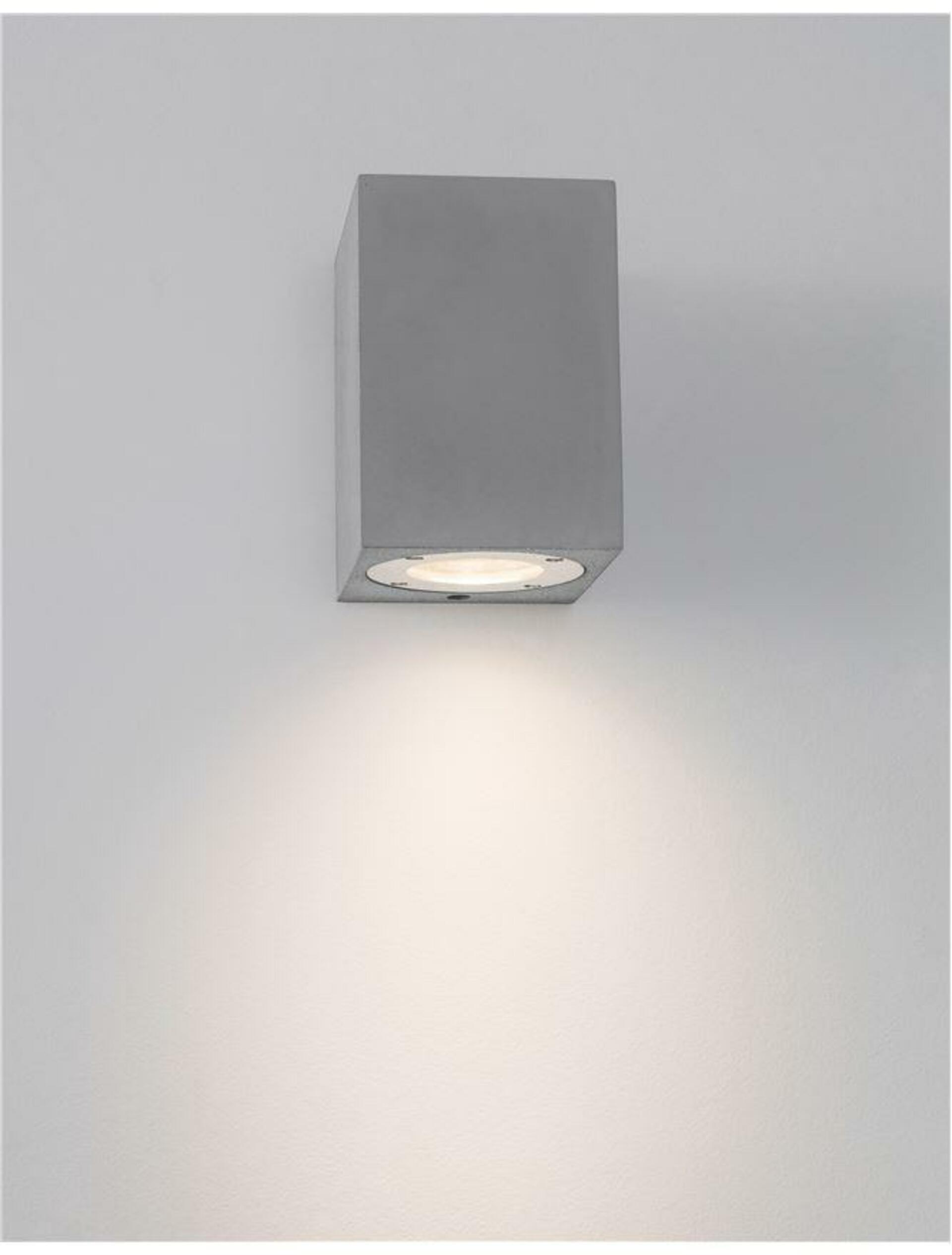 NOVA LUCE venkovní nástěnné svítidlo FUENTO šedý beton skleněný difuzor GU10 1x7W IP65 100-240V bez žárovky světlo dolů 9790542