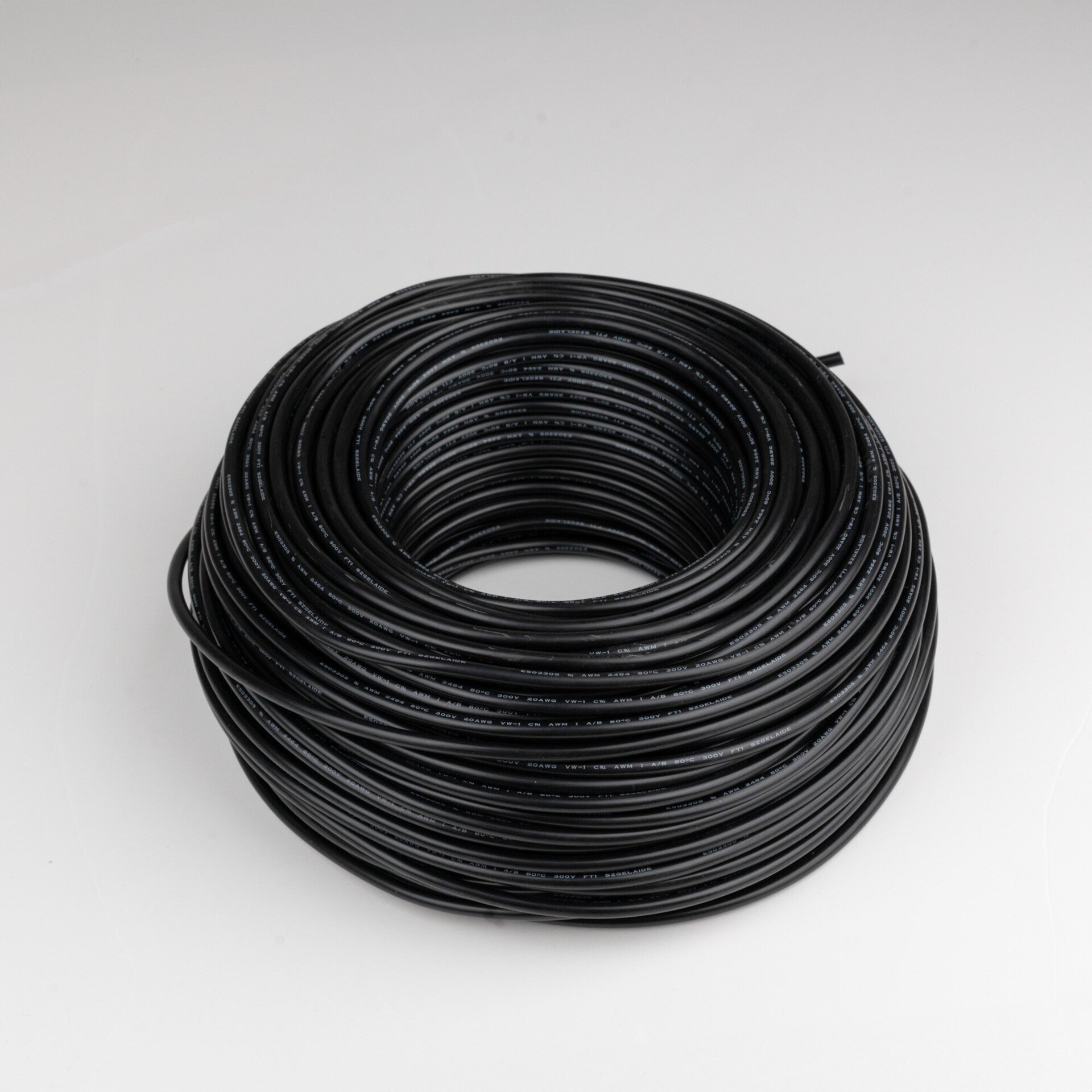 Levně SLC kabel Neon RGB 4x0,35mm2 100m černý