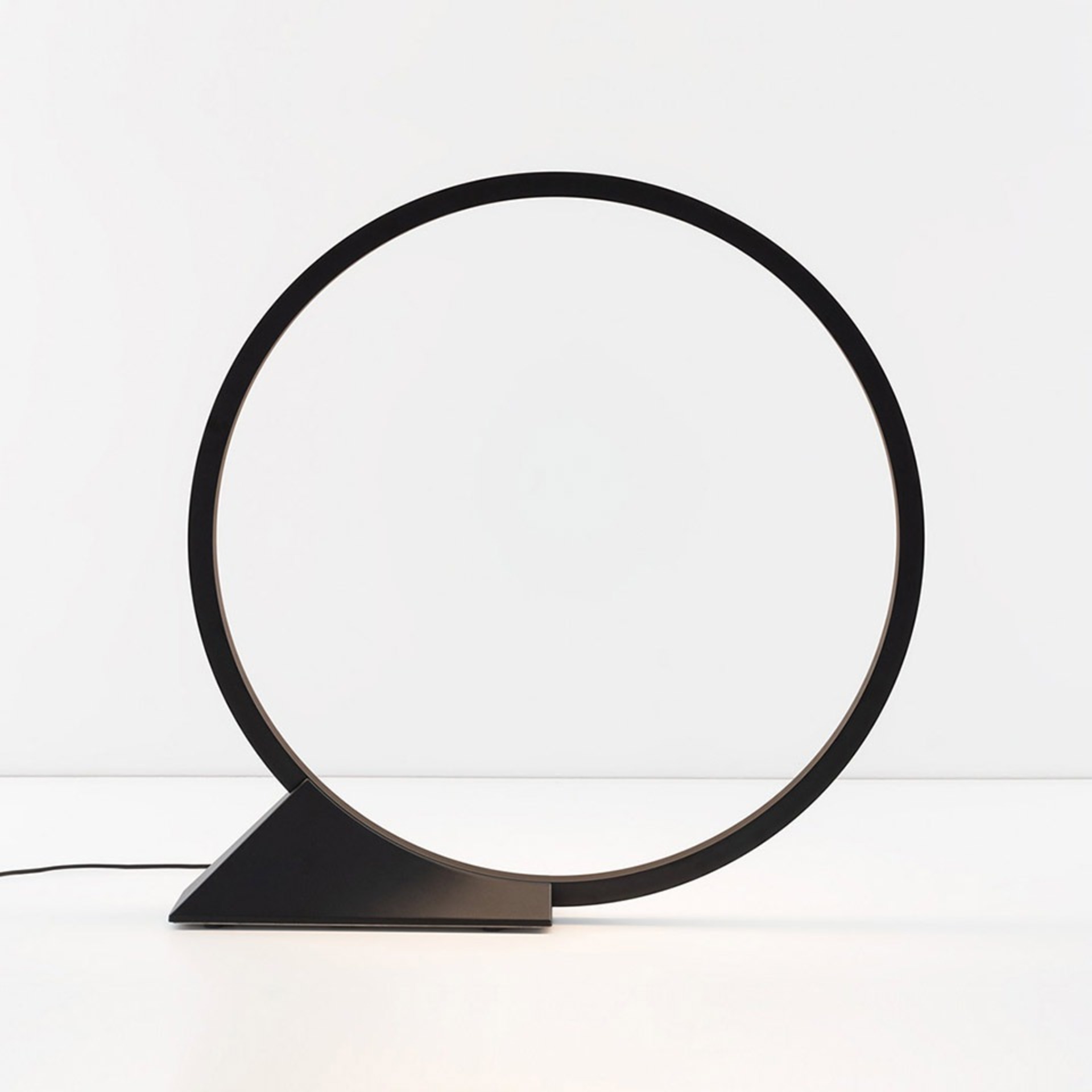 Levně Artemide stojací LED svítidlo O Floor 43 W 3000K Design Collection