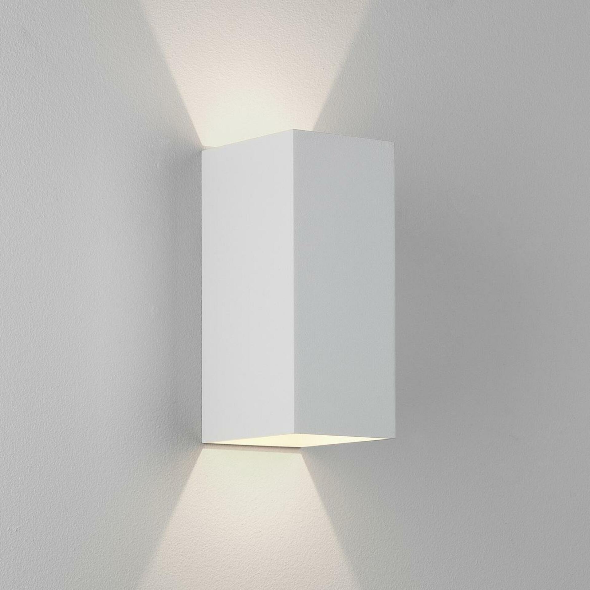 ASTRO nástěnné svítidlo Kinzo 210 LED 12.3W 2700K bílá