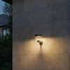 Philips Kyna solární nástěnná zahradní lampa 3,8W 2700K černá se senzorem