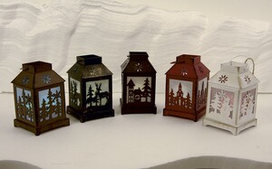 Vánoční lucernička 10cm, na baterie, design a barvy nadružené S