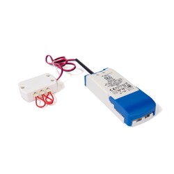 SLC MiniOne Driver a rozdělovač 10-18V 3-5 ks svítidel