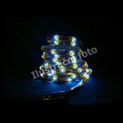 McLED LED pásek SMD3528 teple bílá, DC12V, IP54, 8mm, bílý PCB pásek, 30 led/metr 121.189.10.0