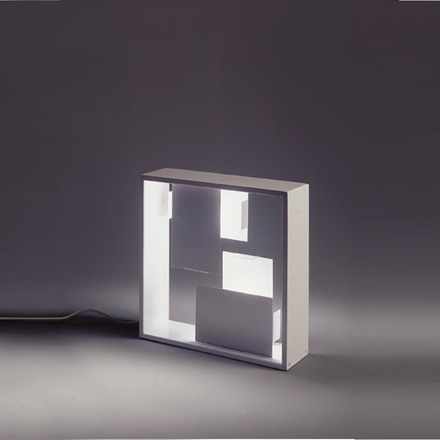 Artemide svítidlo Fato Design Collection 2x4 W E14 220-240 V nástěnné/stolní