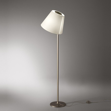 Artemide stojací lampa Melampo Floor 34 W 220-240 V Ecrù