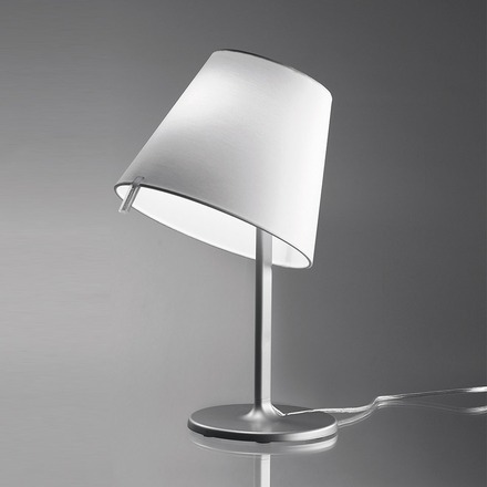Artemide stolní lampa Melampo Notte E14 max 6 W šedá