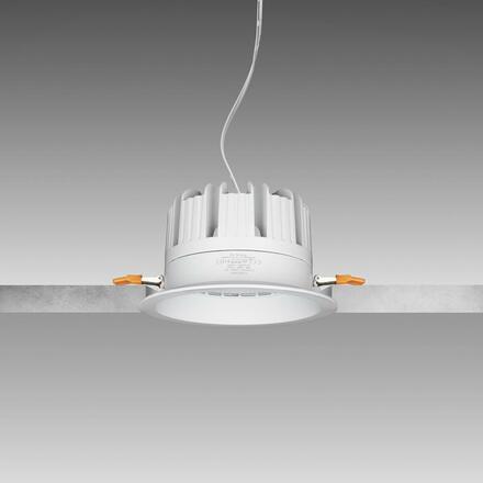 CENTURY LED SPOT FUTURA SHOP 95 zapuštěné svítidlo 140mm 30W 3000K Ra95 36d IP20