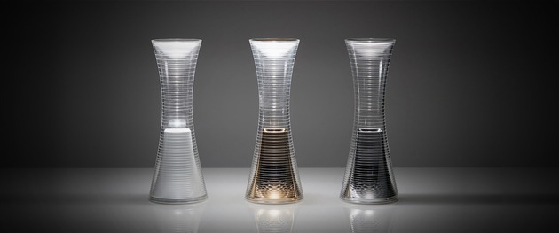Artemide stolní LED svítidlo Come Together 2,4 W 2700K bílá, dobíjecí