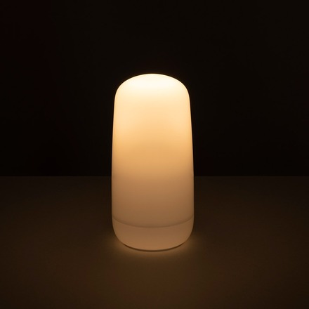 Artemide stolní svítidlo Gople Portable 2,4 W 2700K stmívatelné USB-C
