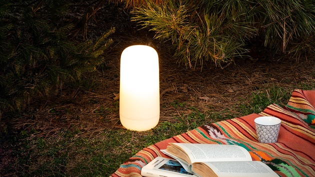 Artemide stolní svítidlo Gople Portable 2,4 W 2700K stmívatelné USB-C