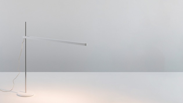 Artemide stolní LED lampa Talak Professional 12 W 3000K stmívatelná
