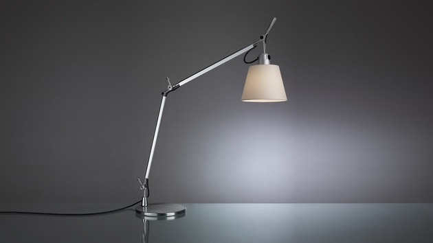 Artemide stolní lampa Tolomeo Basculante 7,5 W E27 Design Collection bez základny
