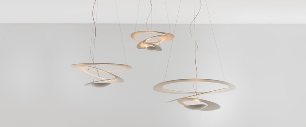 Artemide závěsné svítidlo Pirce Micro LED 27 W 3000K stmívatelné zlaté