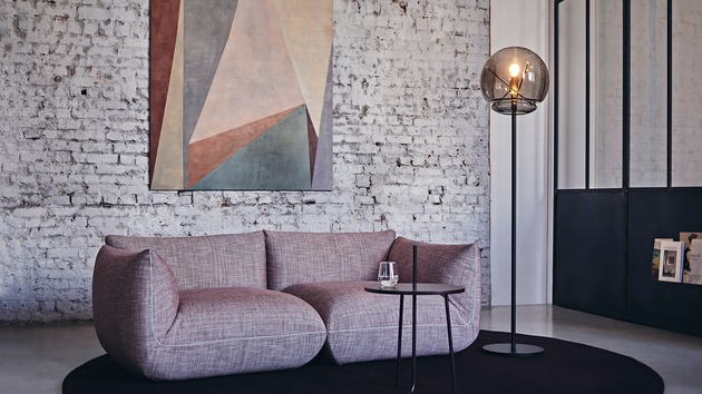Artemide stojací lampa Vitruvio Design Collection E27 max 21 W černá