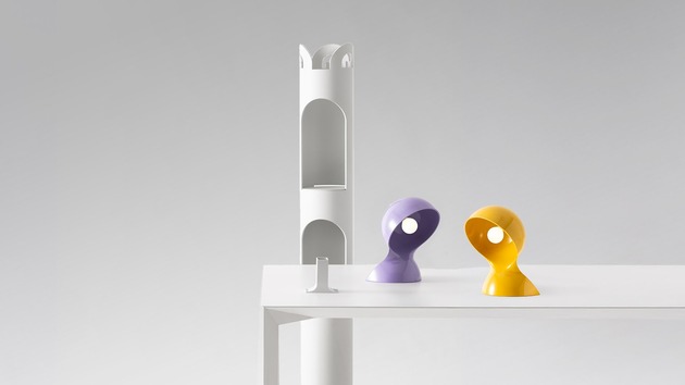 Artemide stolní lampa Dalù Black E14 max 6 W Design Collection