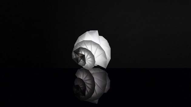 Artemide stolní LED lampa Mendori 8 W 3000K Design Collection