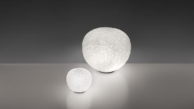 Artemide stolní lampa Meteorite 15 Design Collection E14 5W
