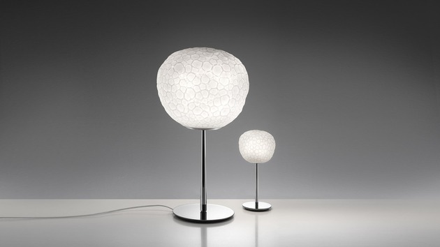 Artemide stolní svítidlo Meteorite 48 E27 21W Design Collection