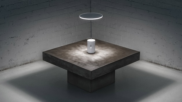 Artemide stolní LED lampa Sisifo 14 W stmívatelná