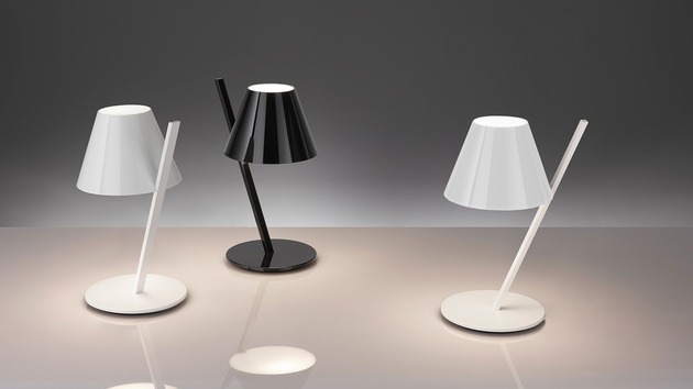 Artemide stolní lampa La Petite Design Collection E14 černá