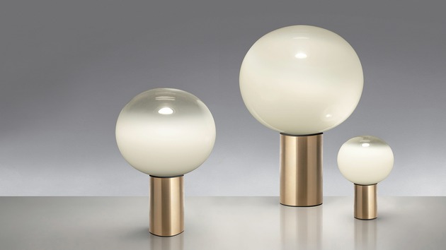 Artemide stolní lampa Laguna 26 matná mosaz E27 max 20 W stmívatelná