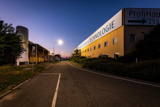 LEDVANCE LED svítidlo veřejného osvětlení ECO AREA SPD 150W 840 IP66 GY 4058075557956