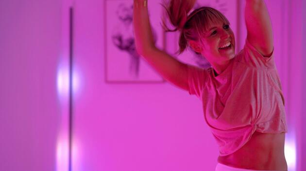 LEDVANCE SMART+ Wifi Floor Corner černá stojací lampa 2000mm RGB + TW 4058075765115